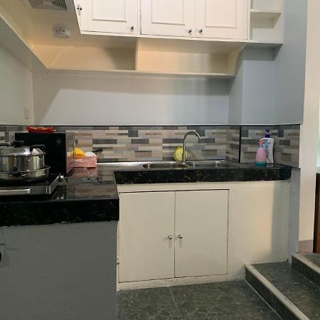 Candon Beinte Singko De Marso Apartments מראה חיצוני תמונה