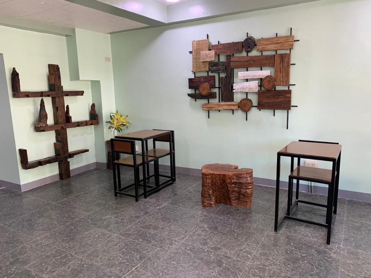 Candon Beinte Singko De Marso Apartments מראה חיצוני תמונה