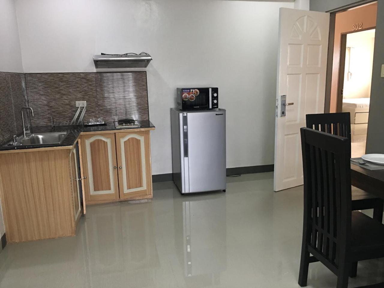Candon Beinte Singko De Marso Apartments מראה חיצוני תמונה