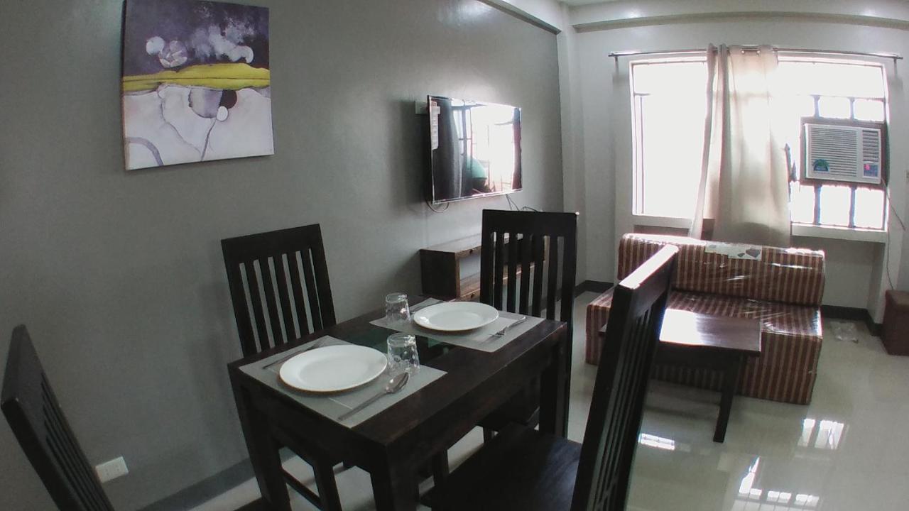 Candon Beinte Singko De Marso Apartments מראה חיצוני תמונה