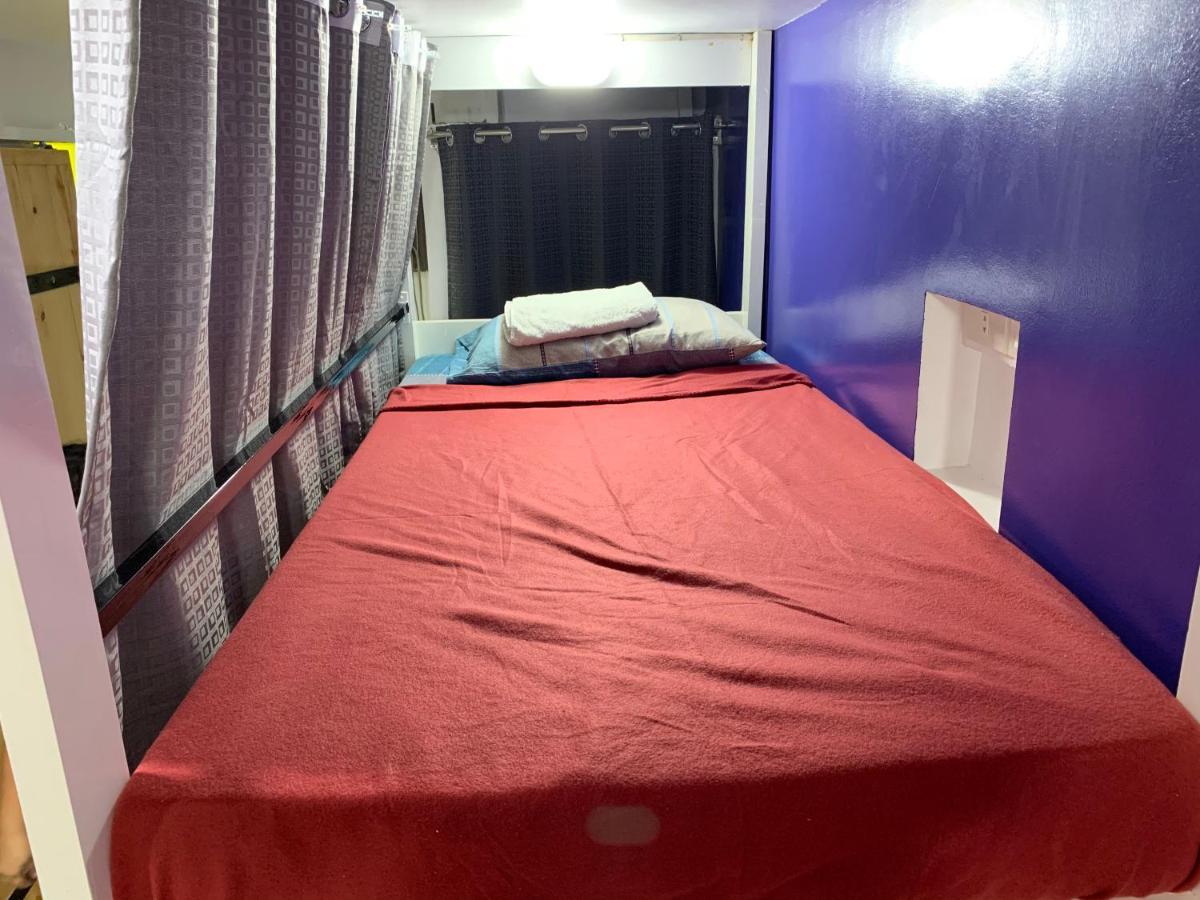 Candon Beinte Singko De Marso Apartments מראה חיצוני תמונה