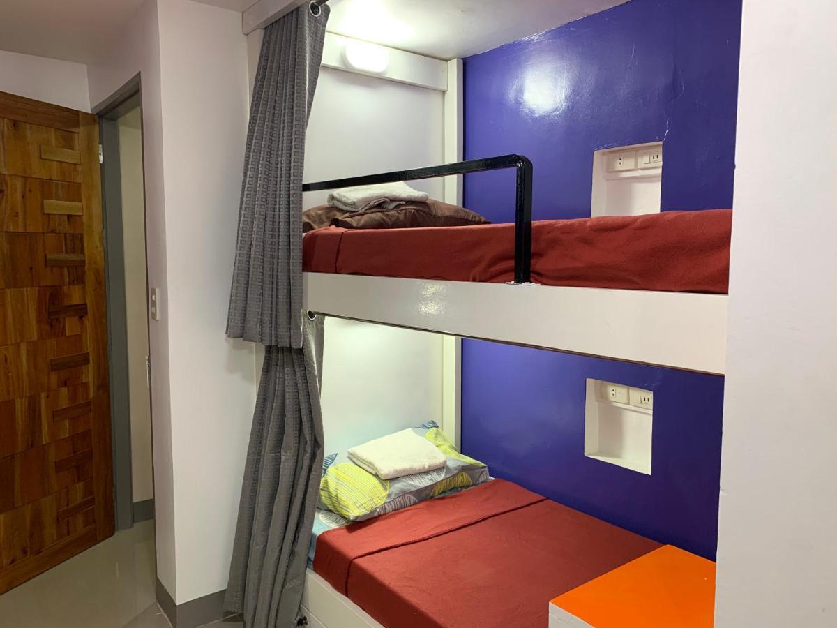 Candon Beinte Singko De Marso Apartments מראה חיצוני תמונה
