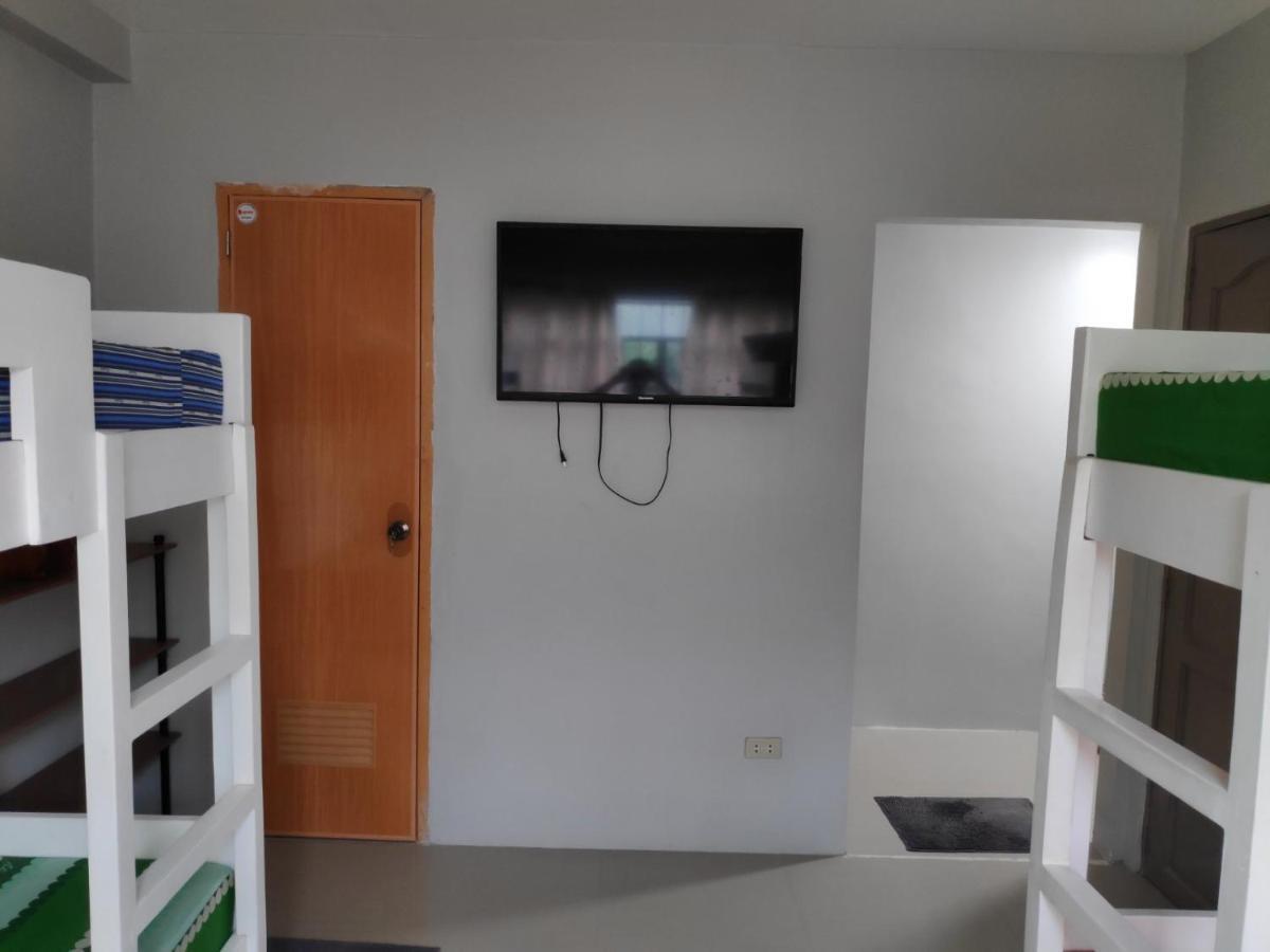 Candon Beinte Singko De Marso Apartments מראה חיצוני תמונה